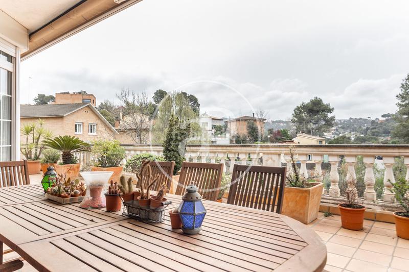 Foto 323ceba5-94c6-414b-9a32-2c9744a14ced. Casa amb calefacció aparcament piscina a La Floresta Sant Cugat del Vallès