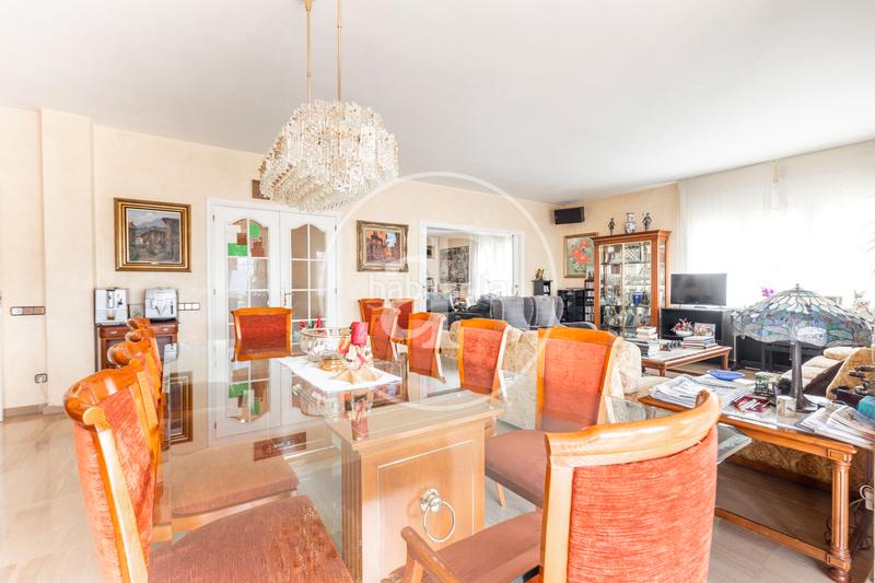 Foto 39a7ec78-565c-4403-bb2d-e00e18c981c7. Casa amb calefacció aparcament piscina a La Floresta Sant Cugat del Vallès