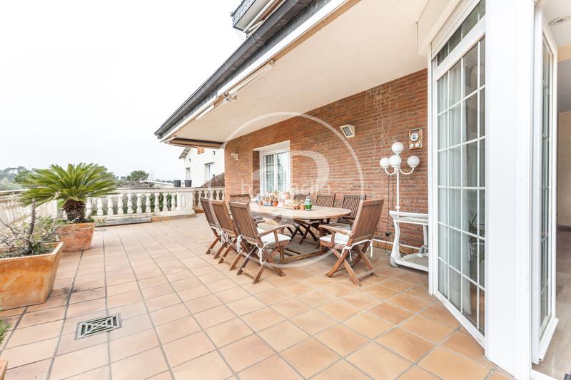 Foto 55660db0-84b6-4155-a514-ceec20431853. Casa amb calefacció aparcament piscina a La Floresta Sant Cugat del Vallès