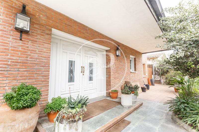 Foto 9f0bc4e0-b2d4-4dc7-bf0f-52016ca91b64. Casa amb calefacció aparcament piscina a La Floresta Sant Cugat del Vallès