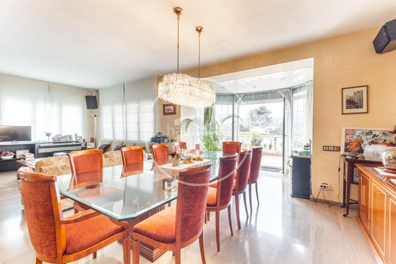 Foto af17c82a-c760-403a-a9fa-4d9af2f67660. Casa amb calefacció aparcament piscina a La Floresta Sant Cugat del Vallès