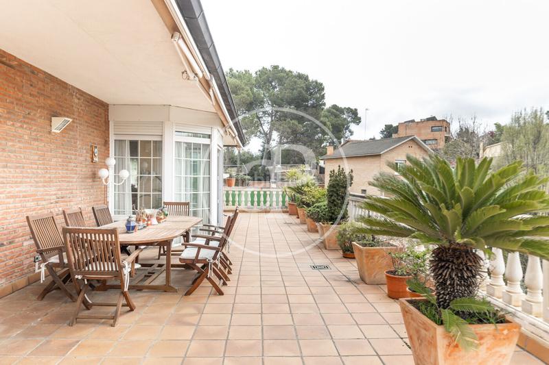 Foto dc0f4c9f-4170-446b-9277-0d0cc8e32345. Casa amb calefacció aparcament piscina a La Floresta Sant Cugat del Vallès