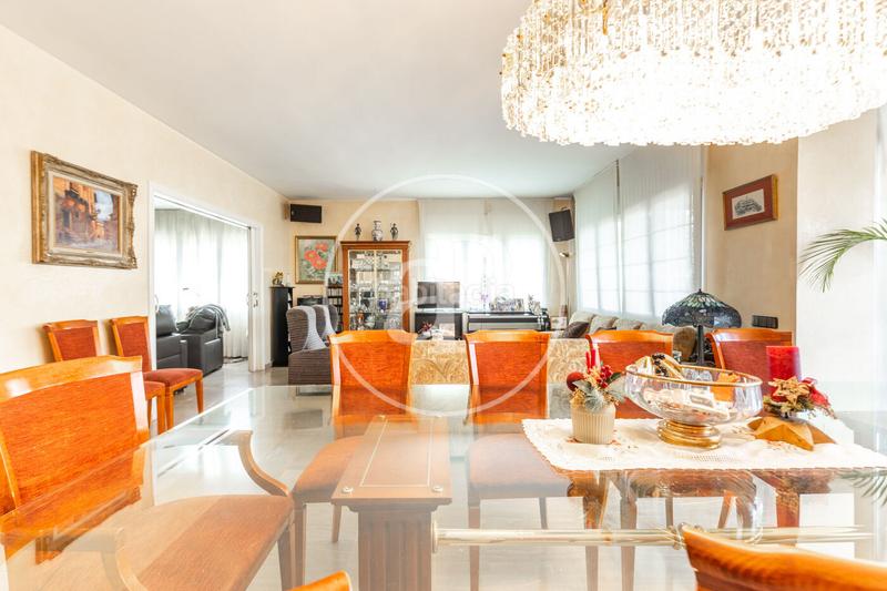 Foto ec8d5a80-8f40-45c8-91f0-b9c3cd33a723. Casa amb calefacció aparcament piscina a La Floresta Sant Cugat del Vallès