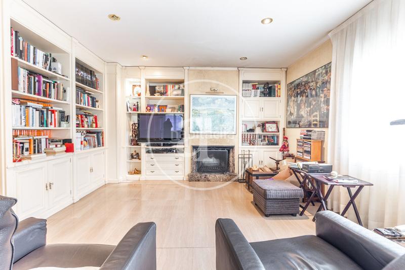 Foto f3760bd9-cb5c-49e5-bfd0-e17daa646143. Casa amb calefacció aparcament piscina a La Floresta Sant Cugat del Vallès