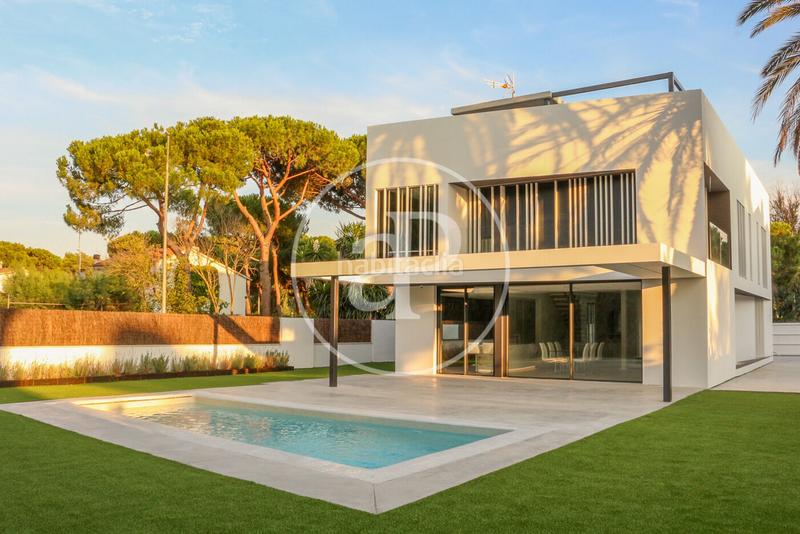 Foto 74f643b3-1bdb-43cc-b050-27d737b97102. Alquiler casa  en alquiler mar en Gava Mar Gavà
