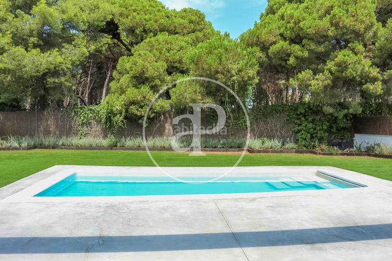 Foto c0fa3b74-6479-4372-89ea-c80e75171912. Miete haus mit heizung parking pool in Gava Mar Gavà