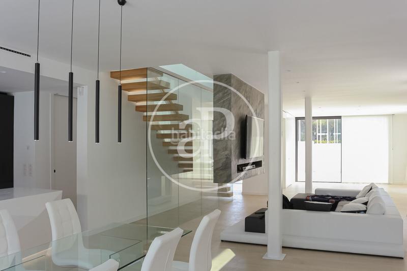 Foto 4e3ff48d-6e6e-4fcc-828b-6a936559e175. Rent house with heating parking pool in Gava Mar Gavà