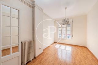 Appartement  Carrer de castanyer. Piso a reformar en sant gervasi  bonanova