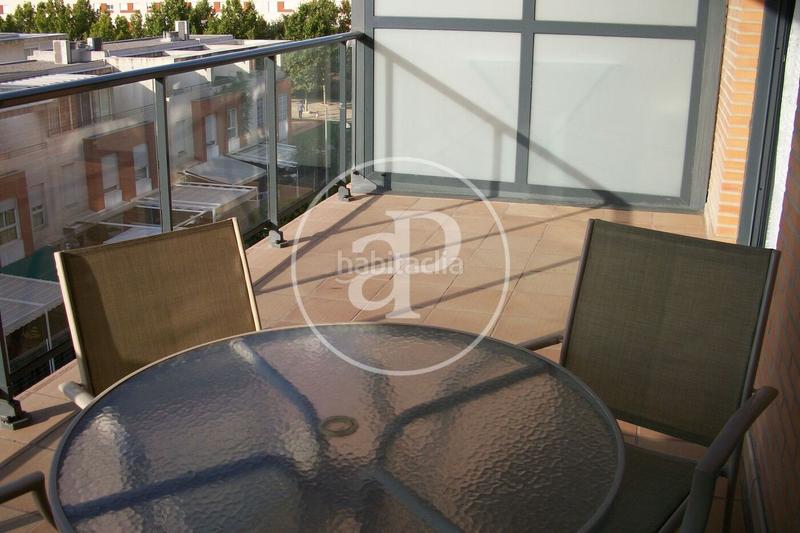 Foto 14076b8f-c5c2-4dab-bbb1-f1591e8dfe32. Rent flat with heating parking pool in Valterna Paterna