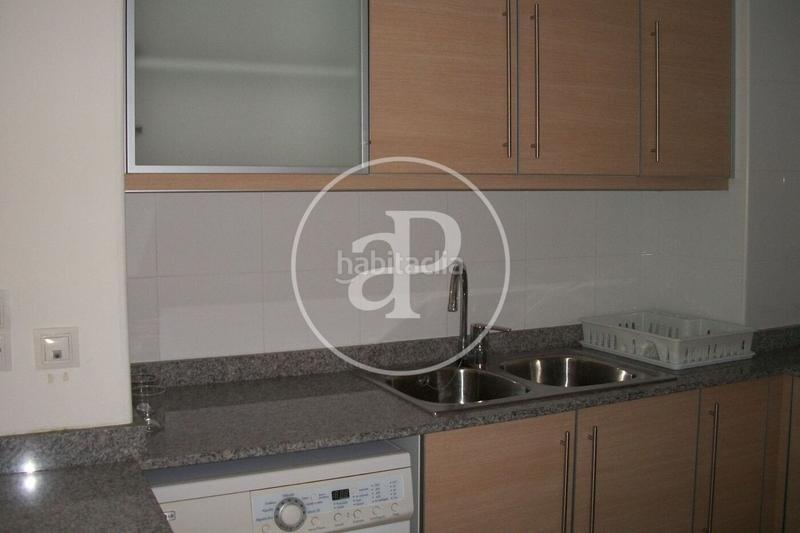 Foto 4b6eafc2-687c-415d-a517-e9537686fb44. Rent flat with heating parking pool in Valterna Paterna