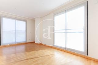 Alquiler Piso  Pg. de l'albereda. Piso en alquiler en paseo alameda