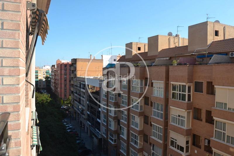 Foto 4cfcee4f-ec10-47d6-9826-a4a3cdd5c316. Alquiler piso  en alquiler junto al hospital peset en Valencia