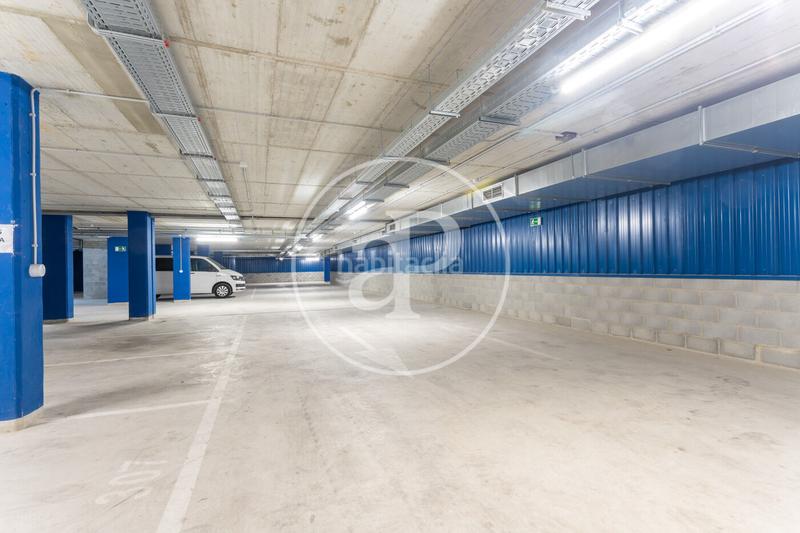 Foto 37c1da51-f08a-415e-8128-78d6d3a2101c. Lloguer pis amb calefacció aparcament piscina a Finestrelles Esplugues de Llobregat