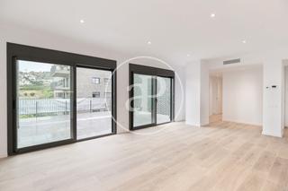 Location Appartement  Carrer professor barraquer. Ático en alquiler en finestrelles