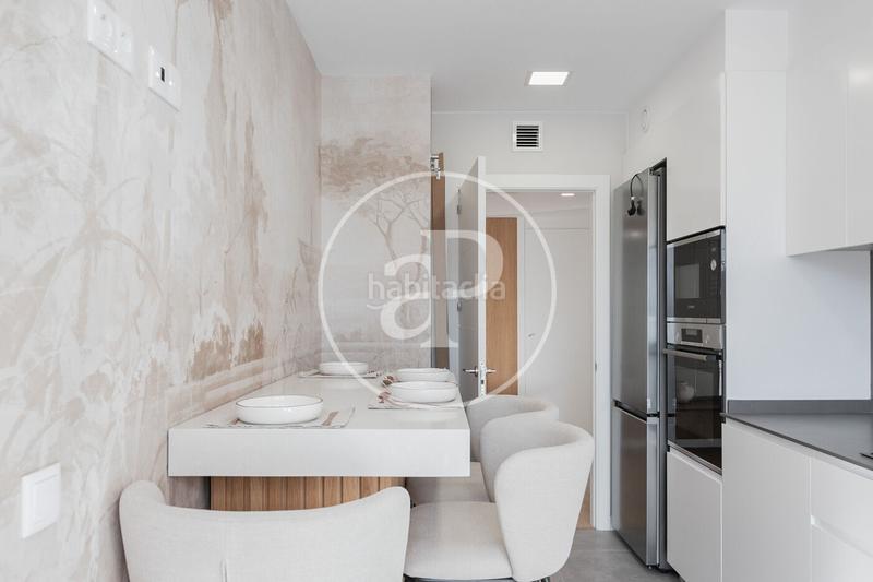 Foto 8134435a-05b9-4ccd-8a78-1331276f23ee. Location appartement avec chauffage parking piscine dans Esplugues de Llobregat