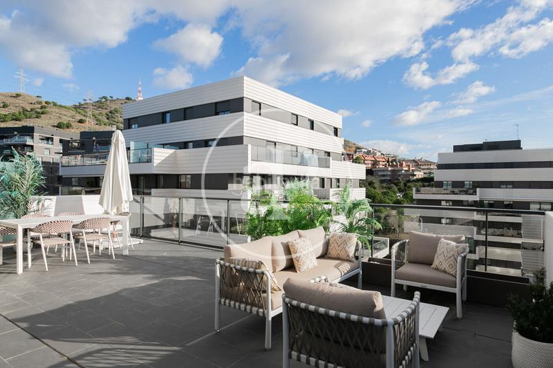 Foto df7abbfc-f395-4a31-8703-98ffd2d1d926. Location appartement avec chauffage parking piscine dans Esplugues de Llobregat