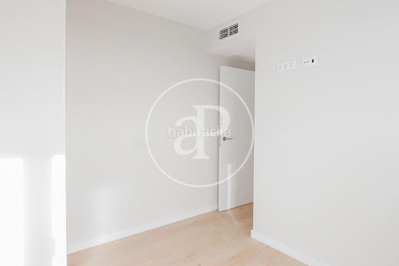 Foto 5eb38082-5322-43f7-8aa5-05f93324fbdb. Rent flat with heating parking pool in Finestrelles Esplugues de Llobregat