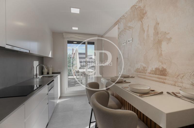 Foto b875620f-9439-44b1-8d6b-d8ea6a096e83. Rent flat with heating parking pool in Finestrelles Esplugues de Llobregat