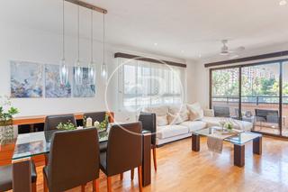 Location Appartement  C/ del pintor maella. Piso en alquiler en ciudad de las artes y las ciencias