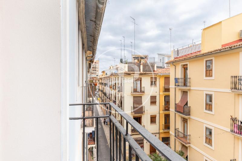 Foto 487dfbc3-06bf-46fc-a77c-fed1b77313dc. Ático  dúplex en venta en El Carme en El Carme Valencia