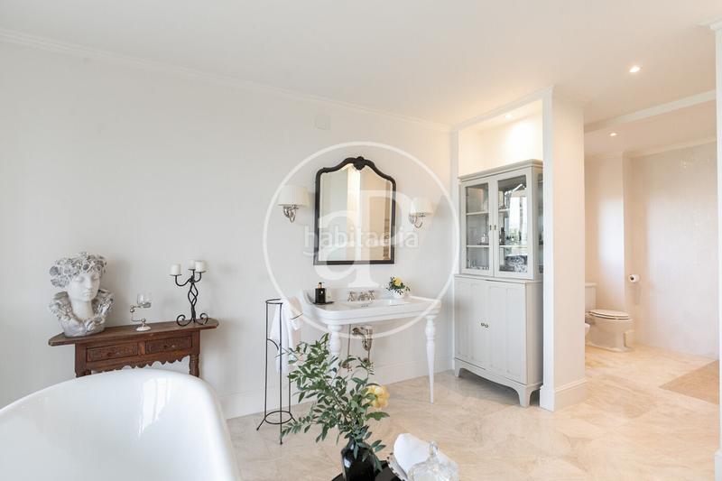 Foto 01103b5d-8164-48fc-858f-6f131c33180b. Casa amb calefacció aparcament a La Floresta Sant Cugat del Vallès