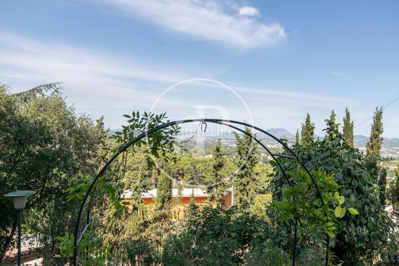 Foto 03ba81e4-eaad-41d2-ab61-6c4c3f955cfd. Casa amb calefacció aparcament a La Floresta Sant Cugat del Vallès