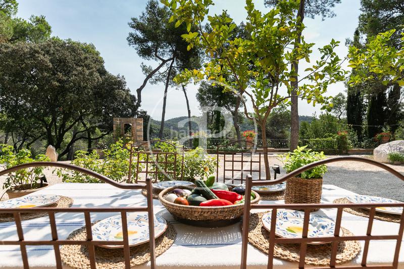 Foto 057b02b4-d6a6-4c7a-bf28-72374f65d0a3. Casa amb calefacció aparcament a La Floresta Sant Cugat del Vallès