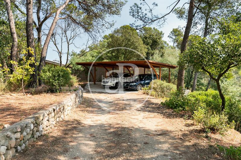 Foto 2b01e272-a33c-4858-9a4d-e448f22a6003. Casa amb calefacció aparcament a La Floresta Sant Cugat del Vallès