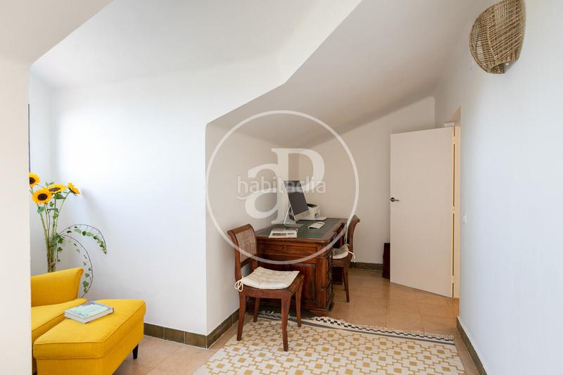 Foto 4549604a-291e-4cb3-89e0-8c26f2b577de. Casa amb calefacció aparcament a La Floresta Sant Cugat del Vallès