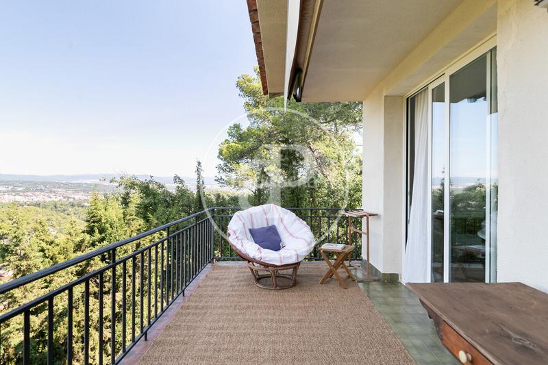 Foto 52a492be-a900-4347-b56f-699be65c9c77. Casa amb calefacció aparcament a La Floresta Sant Cugat del Vallès