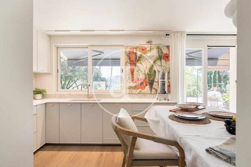 Foto 66d6dfdd-b7bb-4121-b36d-d6c39a386a4c. Casa amb calefacció aparcament a La Floresta Sant Cugat del Vallès