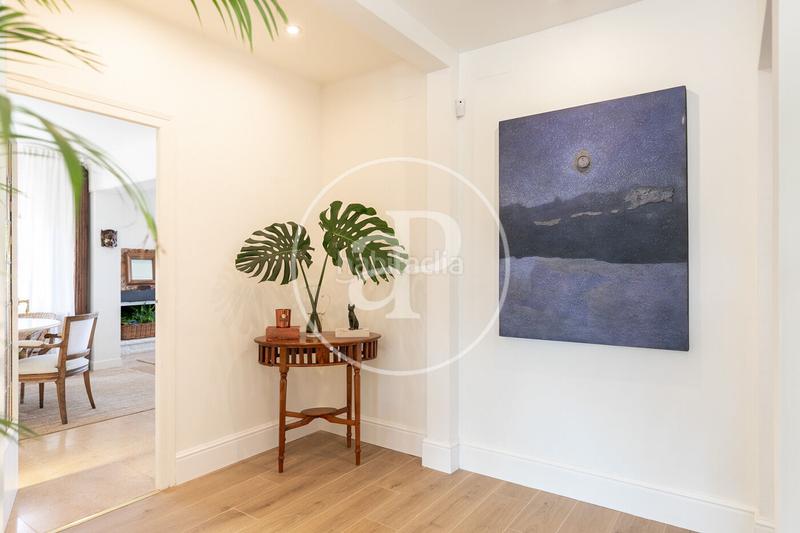 Foto 68d18536-e22b-4429-98f5-910811c504a3. Casa amb calefacció aparcament a La Floresta Sant Cugat del Vallès