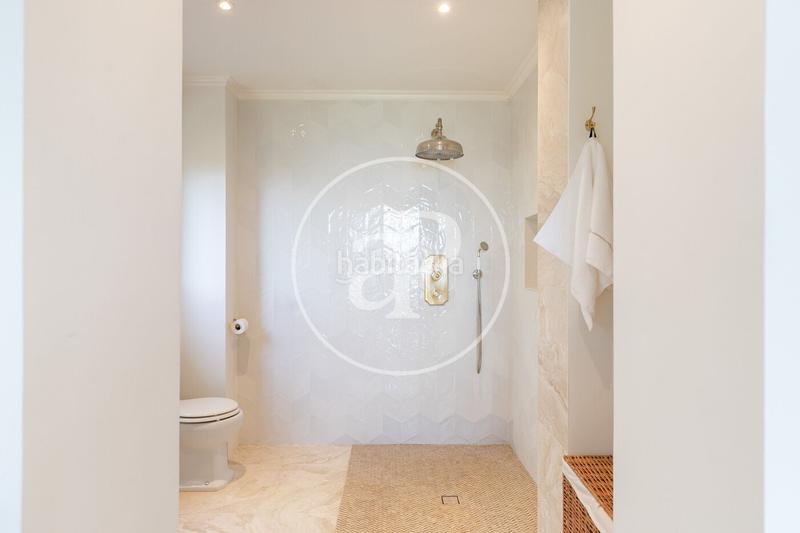 Foto 9e1d5f30-0e58-4bf6-a65e-443e565948c3. Casa amb calefacció aparcament a La Floresta Sant Cugat del Vallès