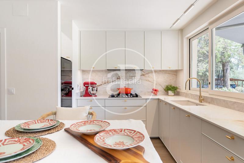 Foto a27a4c84-385a-42a4-9a42-cdc861eaab5e. Casa amb calefacció aparcament a La Floresta Sant Cugat del Vallès