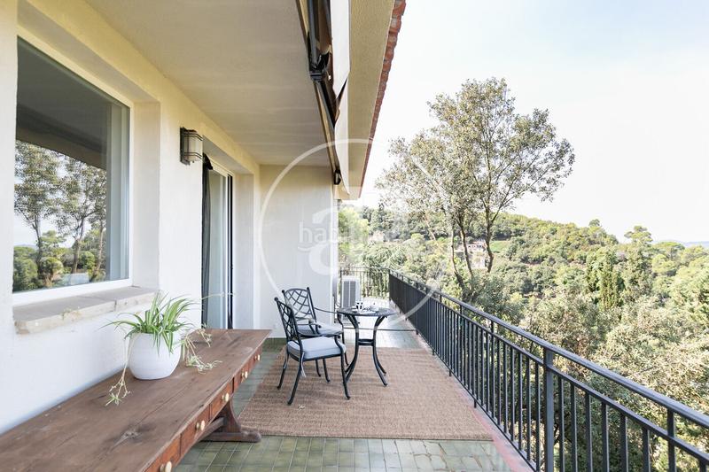 Foto a6406caf-e2b0-4fde-bb29-8b18b47eec28. Casa amb calefacció aparcament a La Floresta Sant Cugat del Vallès