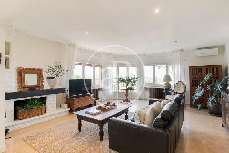 Foto d93a3061-7f14-47f8-a1ac-c063a57e47f4. Casa amb calefacció aparcament a La Floresta Sant Cugat del Vallès