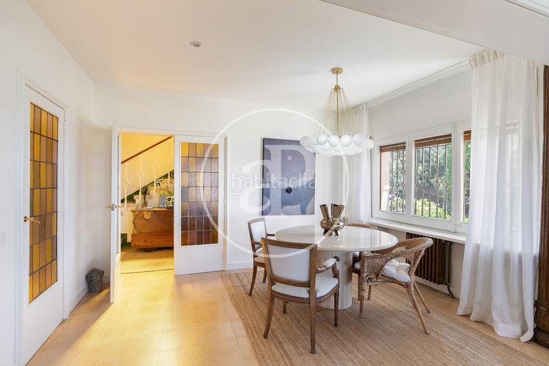 Foto e5588f63-f721-47db-a513-3ae3514fda54. Casa amb calefacció aparcament a La Floresta Sant Cugat del Vallès