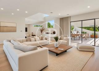 Maison  Passeig tossal. Casa en venta en valldoriex