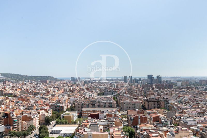 Foto 17f5ee68-a6ed-4177-8480-f34e98be8555. Àtic amb calefacció aparcament a Sant Ramon - Maternitat Barcelona