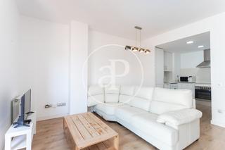 Affitto Appartamento in Hostafrancs. Piso en alquiler en sants