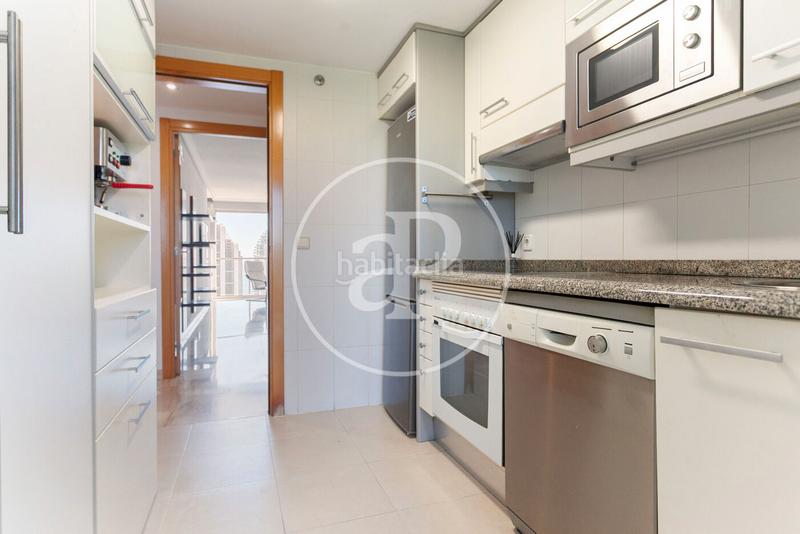 Foto 4c4ce908-c8d8-4e35-9e3c-4516d5586cc2. Appartamento con parcheggio piscina in Via Parque Benidorm