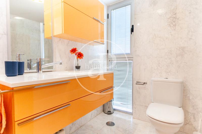 Foto f59cb7ab-2bc3-496f-a558-f50507ffcfab. Appartamento con parcheggio piscina in Via Parque Benidorm