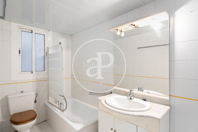 Foto 7099191e-7ea6-4b6c-914b-71841da28973. Appartamento con riscaldamento in Dreta de l´Eixample Barcelona