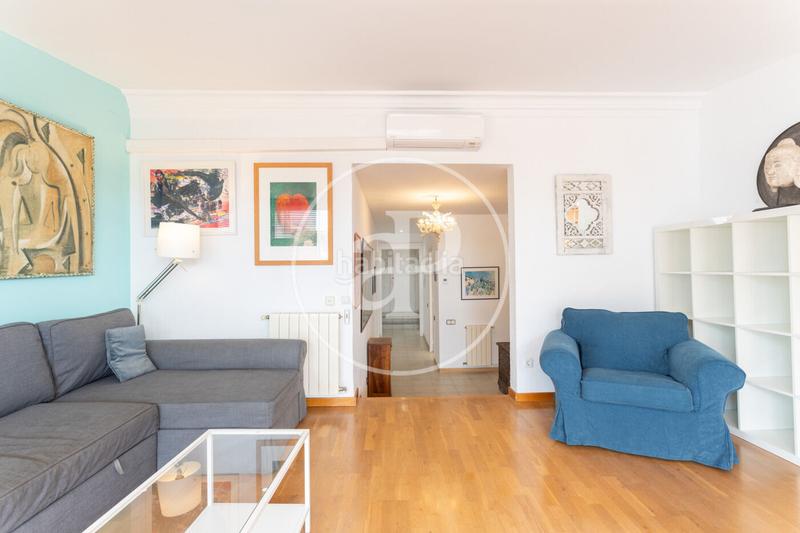 Foto 282ba7fc-7363-4845-bb40-661e83ebd05a. Location attique avec chauffage dans Dreta de l´Eixample Barcelona