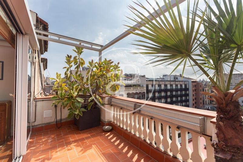 Foto 7998b4e2-a68a-4c57-a7a7-a658b02ae96b. Location attique avec chauffage dans Dreta de l´Eixample Barcelona