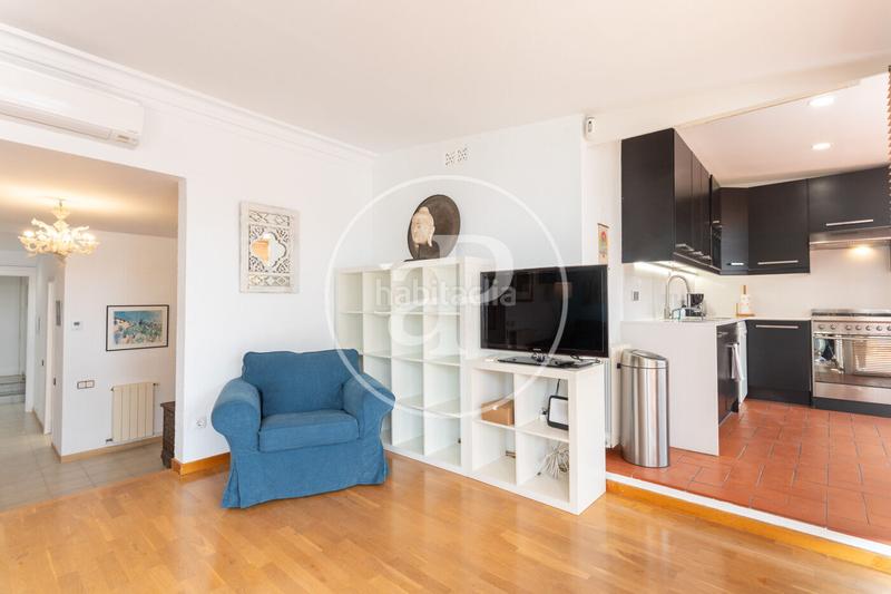 Foto 8be61280-643d-4bc2-8426-348152a2e08e. Location attique avec chauffage dans Dreta de l´Eixample Barcelona