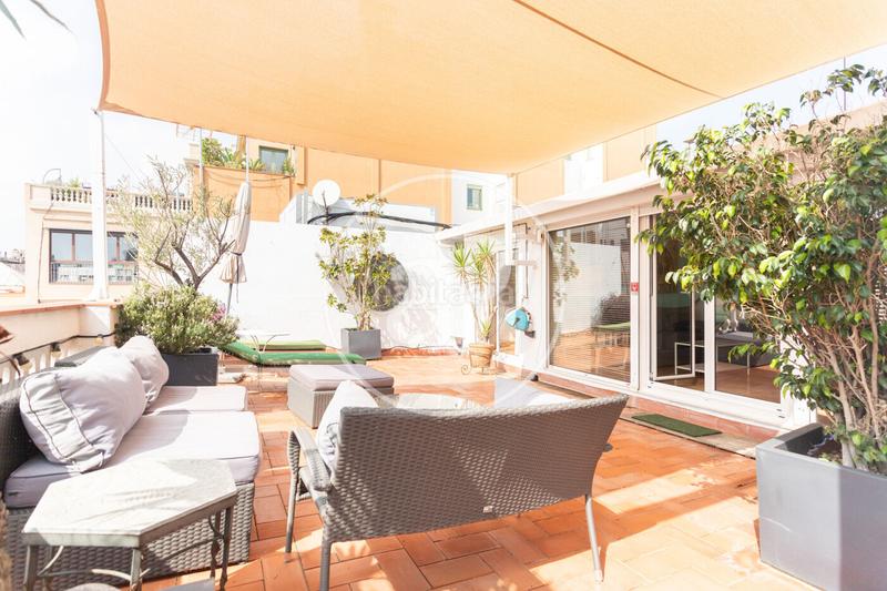 Foto bc03dfd0-2d2f-409c-85d1-3c4d0bbb25d4. Location attique avec chauffage dans Dreta de l´Eixample Barcelona