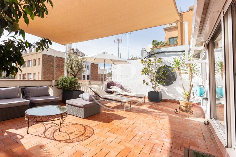 Foto cfb7252c-0b44-400e-a191-2d7238cbcd14. Rent penthouse with heating in Dreta de l´Eixample Barcelona
