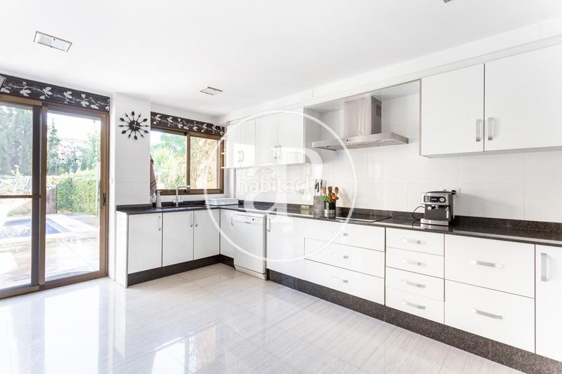 Foto 41b5562e-d8b6-43c5-8bfb-274703527130. Affitto casa con riscaldamento parcheggio piscina in Paiporta