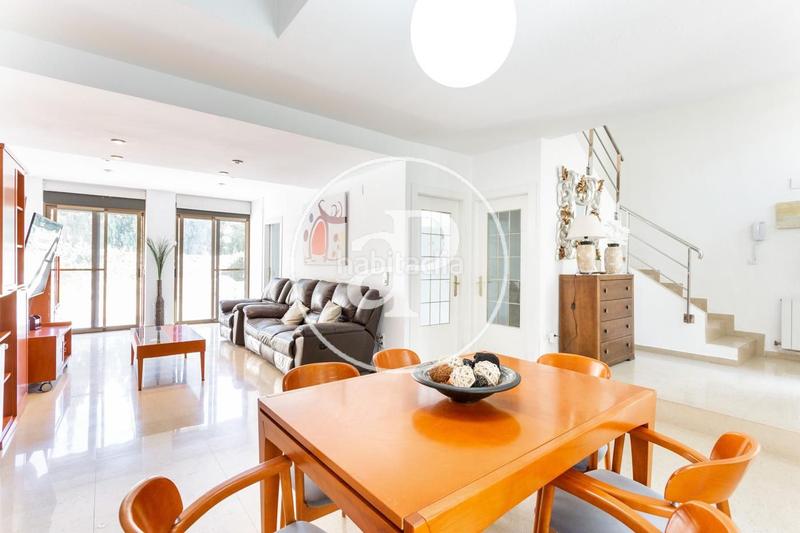 Foto 9c7fab62-8e96-4684-aace-d7f19cc06735. Alquiler casa  en alquiler unifamiliar en picanya en Paiporta